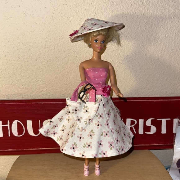 Barbie style spring outfit - Picture 2 of 6